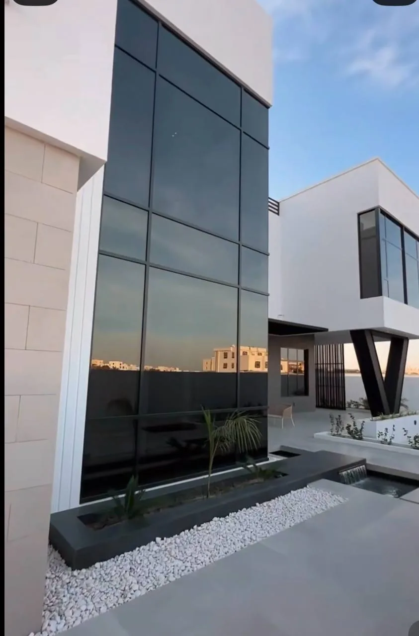 Modern Glass Villa: Pool Courtyard & Landscape, International