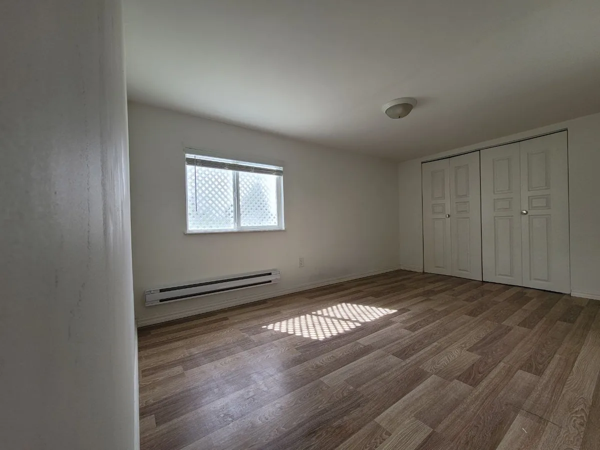 Metro Vancouver Interior: Flooring, Kitchen & Bath, Metro Vancouver