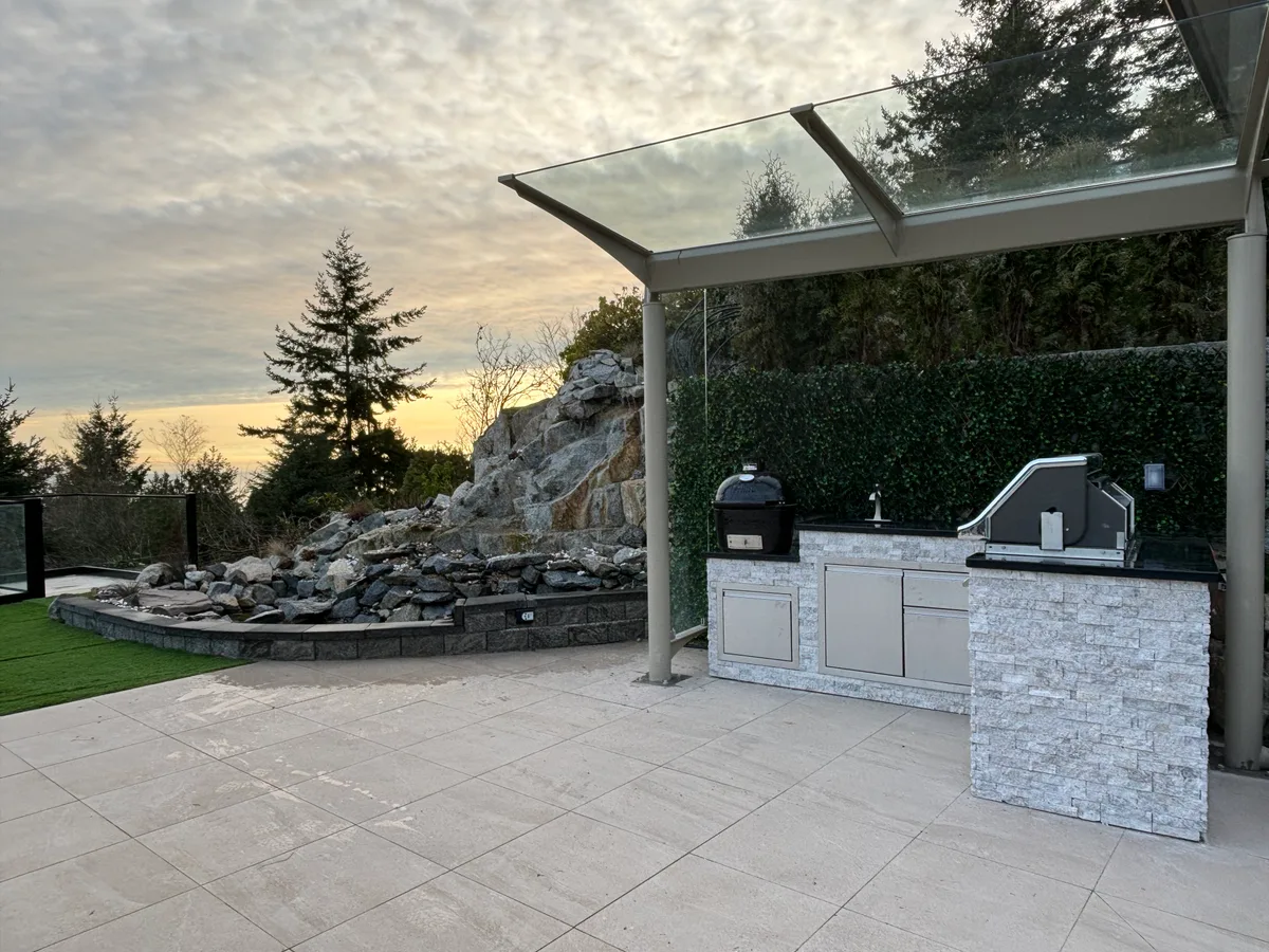 West Vancouver Outdoor Kitchen & Glass Canopy, West Vancouver