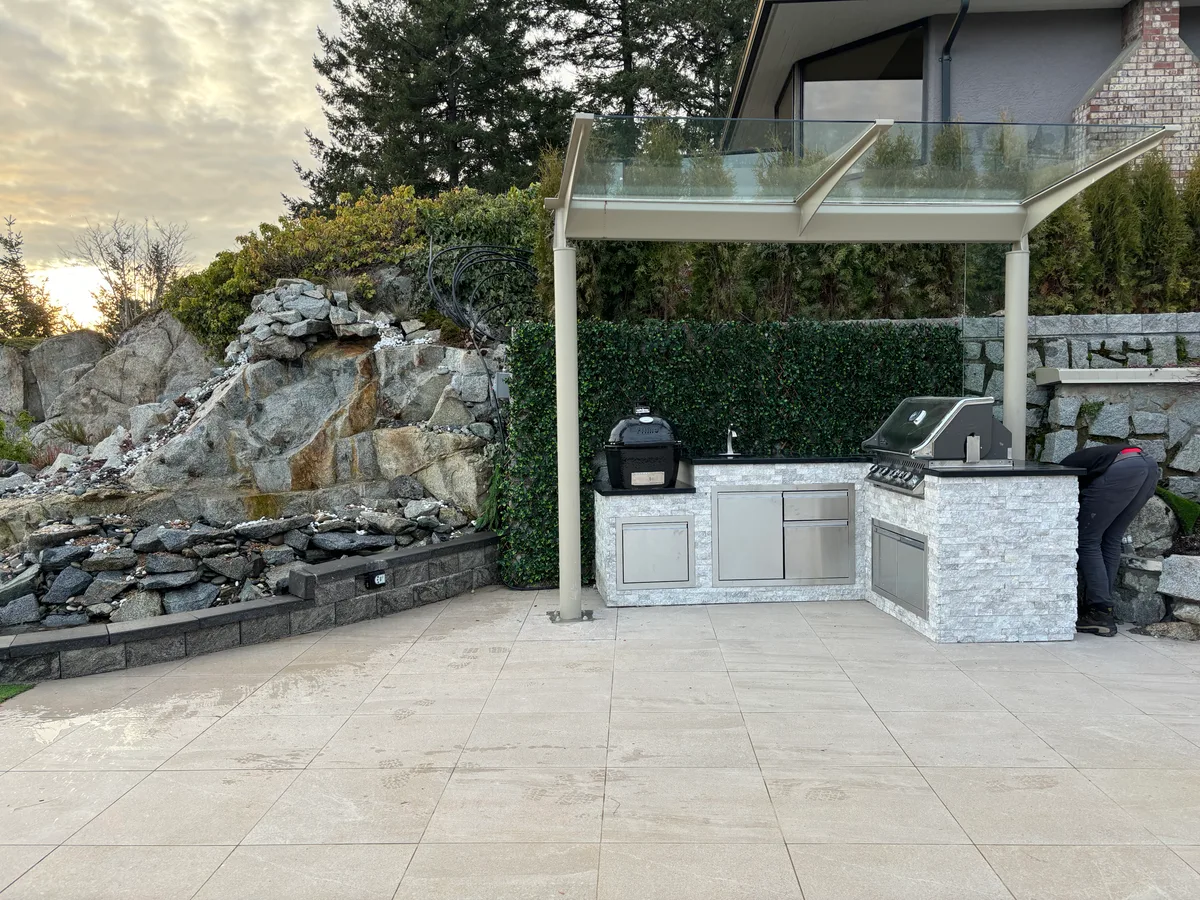 West Vancouver Outdoor Kitchen & Glass Canopy, West Vancouver